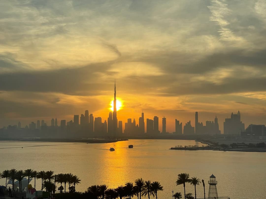 Luxury golf course villa in Dubai - Premium real estate by Eivan Properties